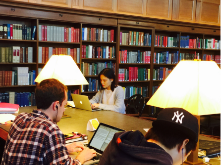 我见青山多妩媚，料青山见我应如是