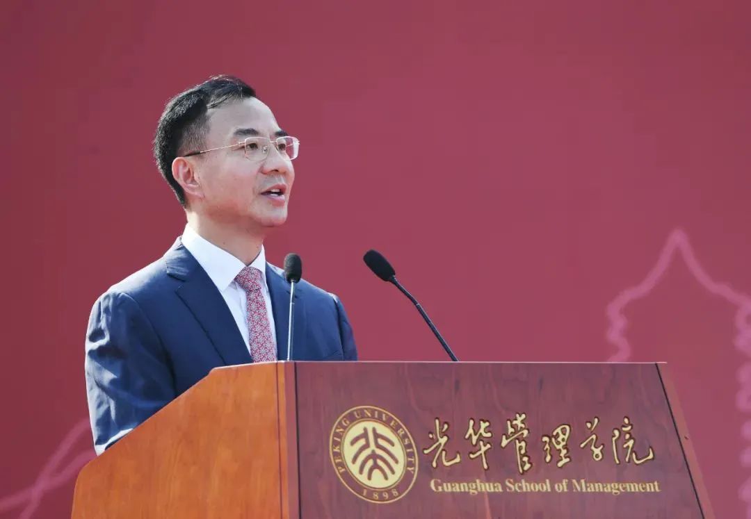 刘烈宏在北大MG电子游戏开学仪式演讲：让头脑的MG电子游戏照亮工业未来之路