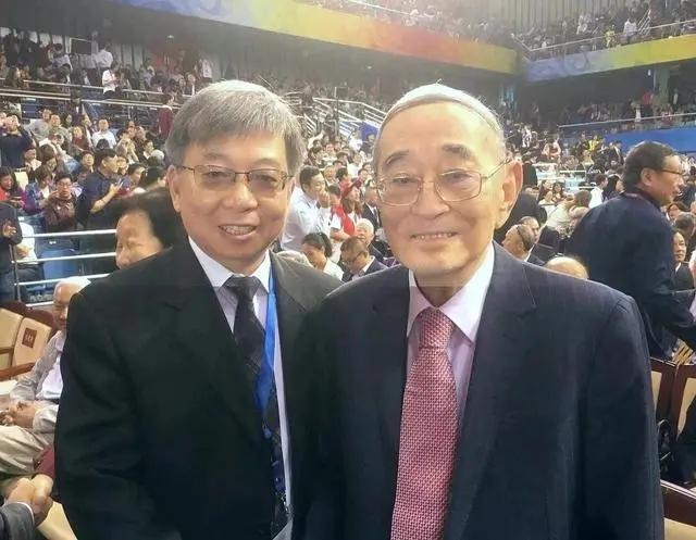 8DDA815A6FA028E271C5516A2C3_438DB37A_CF19