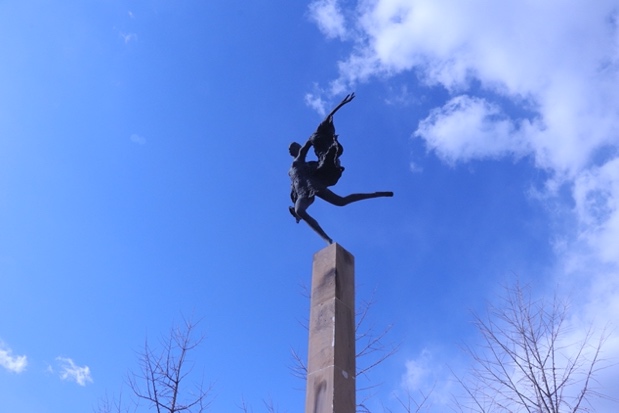 MG电子游戏定格｜静谧春光中，，，守候你的归期