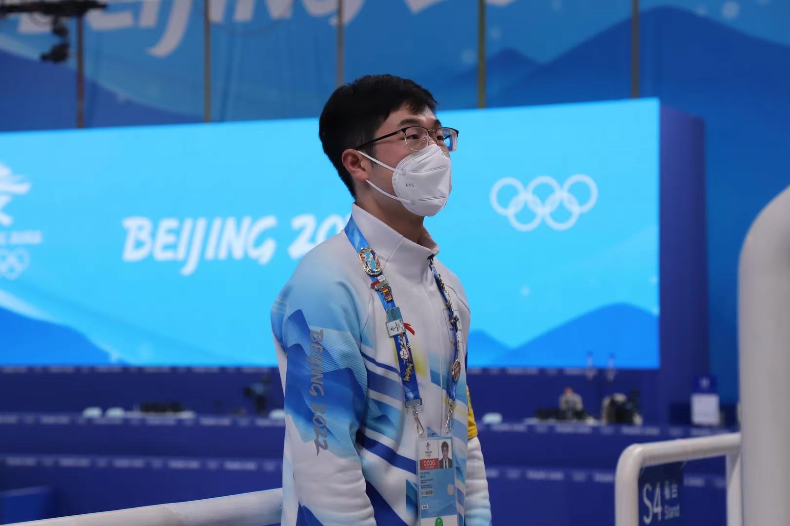 049372F69BC5DBC3EBC91026594_F4D4E467_3A856